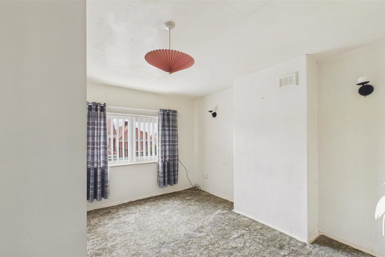 Bedroom 1 - Picture 16 of 30