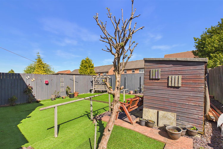 Outside - Picture 29 of 30