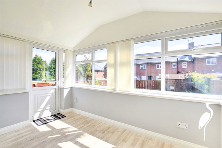 Conservatory - Picture 9 of 19