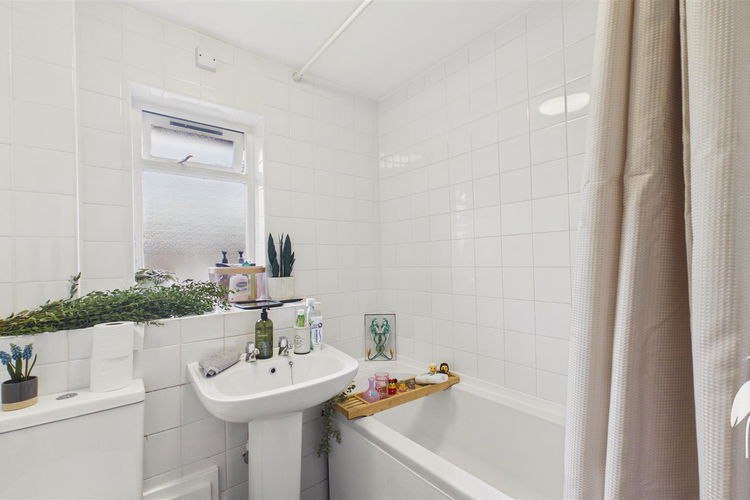 Bathroom - Picture 12 of 15