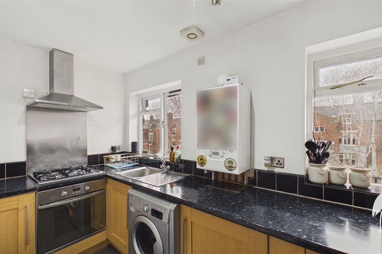 Kitchen - Picture 4 of 15