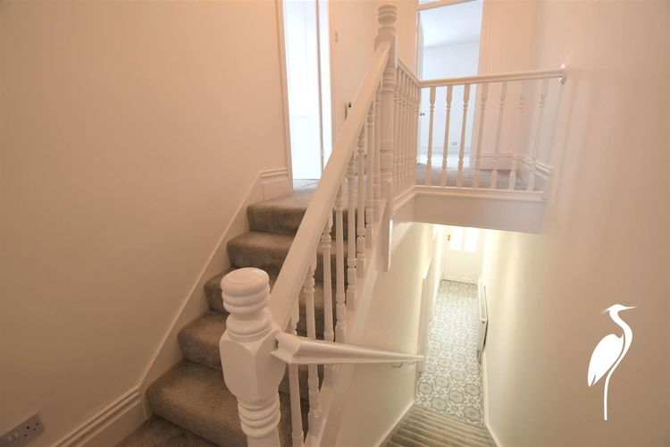 Stairs and Landing - Picture 5 of 12