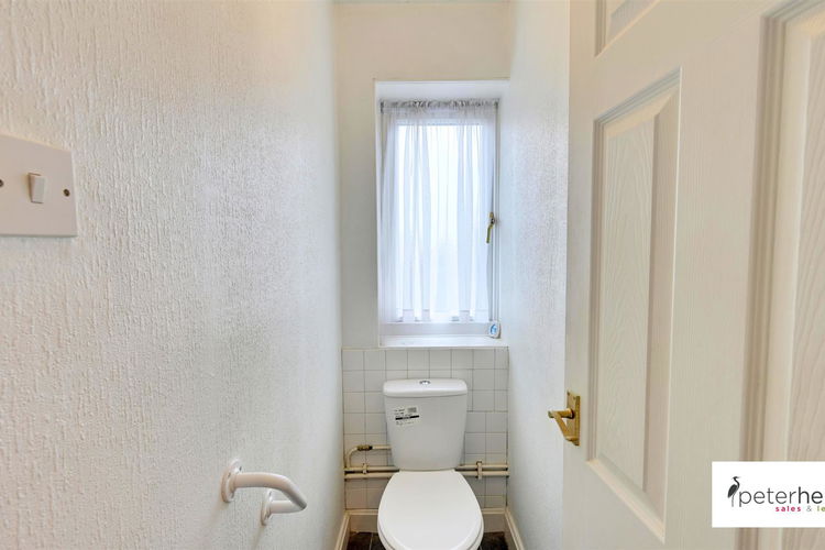 Separate WC - Picture 20 of 23
