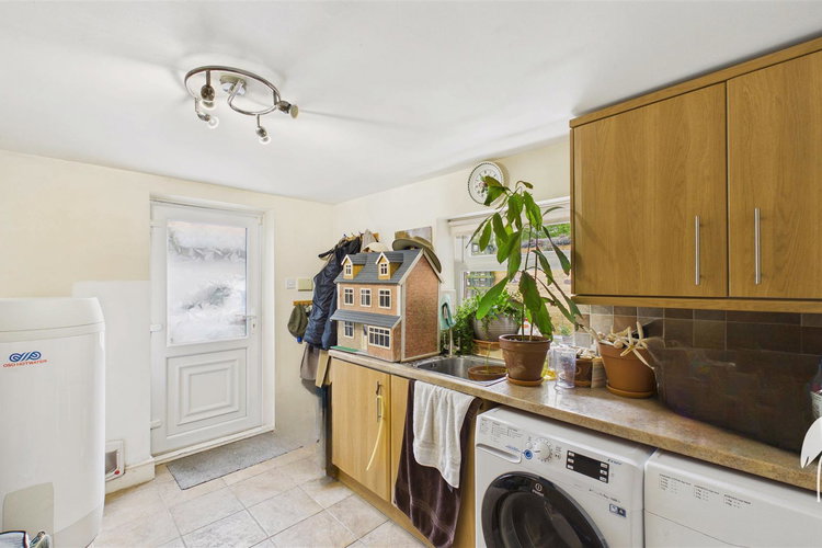 Utility Room - Picture 20 of 52
