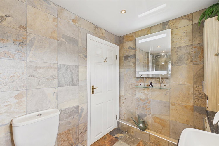 Bathroom - Picture 41 of 52