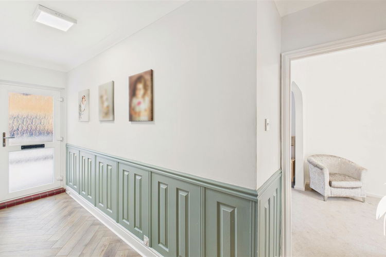 Reception Hall - Picture 20 of 29