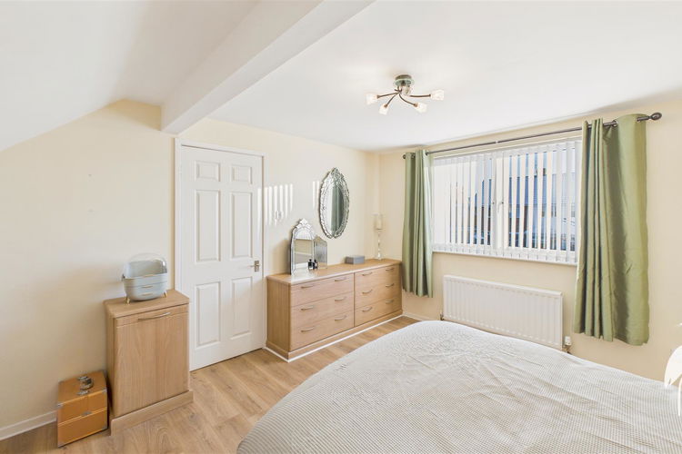 Bedroom One - Picture 22 of 29