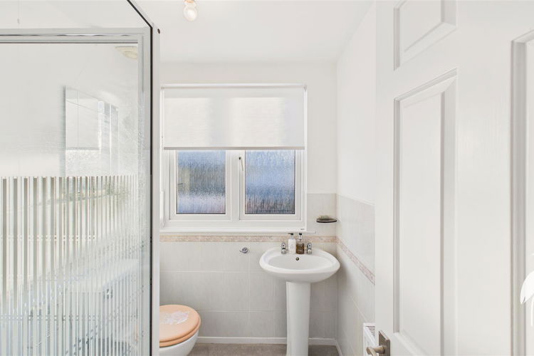 Showerroom - Picture 26 of 29