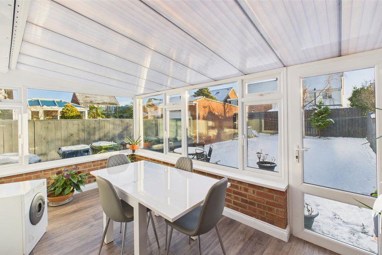 Conservatory - Picture 9 of 29