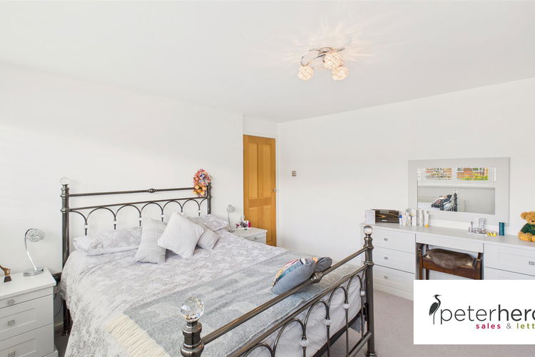 Bedroom 1 - Picture 17 of 29