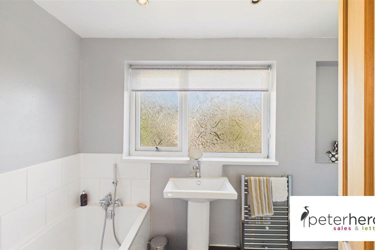 Bathroom - Picture 23 of 29