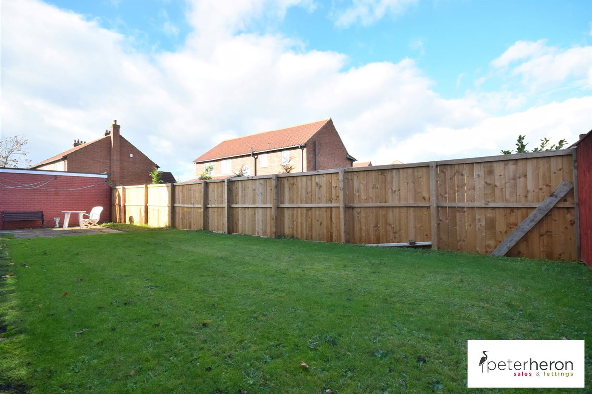 Tunstall Village Green, Sunderland, Tyne & Wear, SR3 2BU £315,000 from