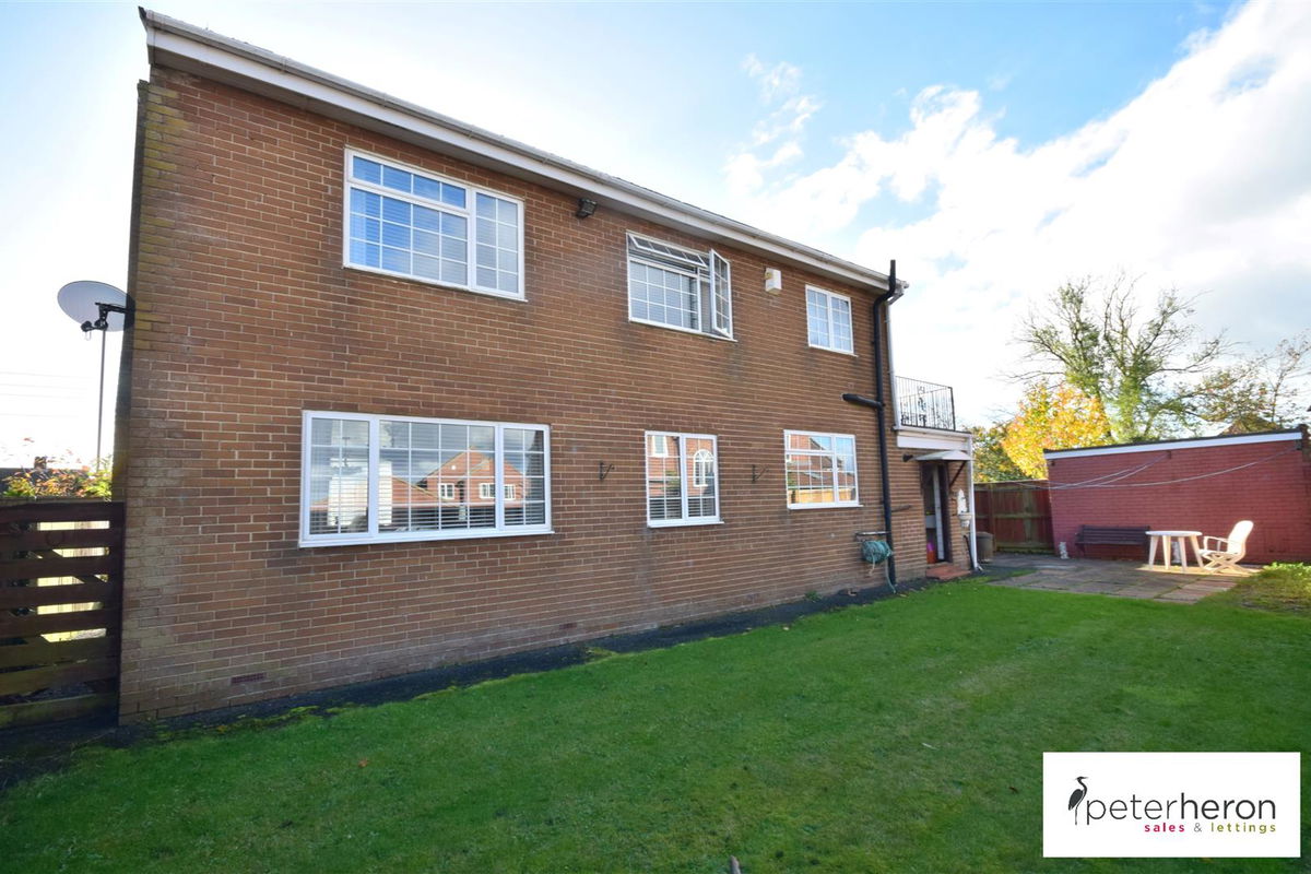 Tunstall Village Green, Sunderland, Tyne & Wear, SR3 2BU £315,000 from