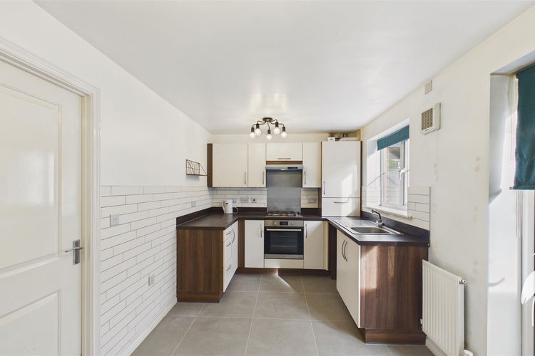 Dining Kitchen - Picture 5 of 16