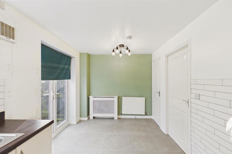 Dining Kitchen - Picture 6 of 16