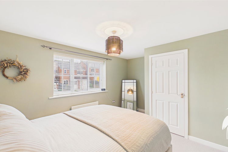 Bedroom 1 - Picture 16 of 27