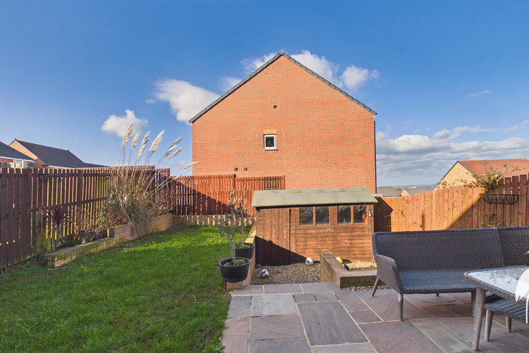 Outside - Picture 30 of 31