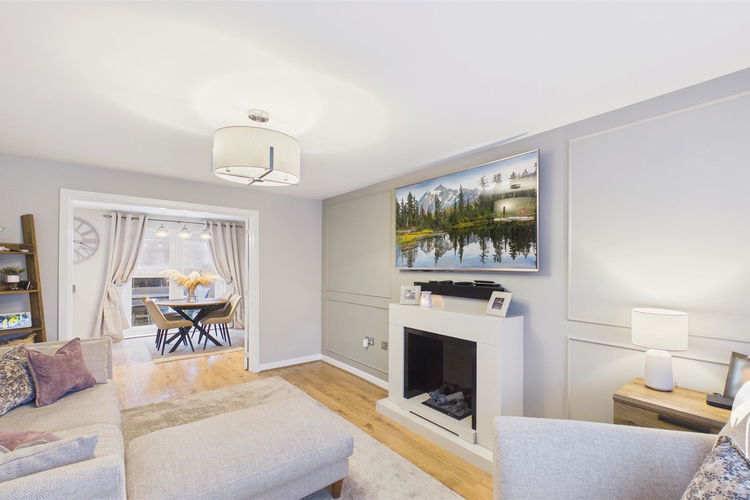 Lounge - Picture 4 of 27