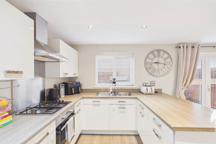 Dining Kitchen - Picture 7 of 27