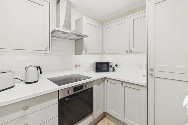 Kitchen - Picture 9 of 17