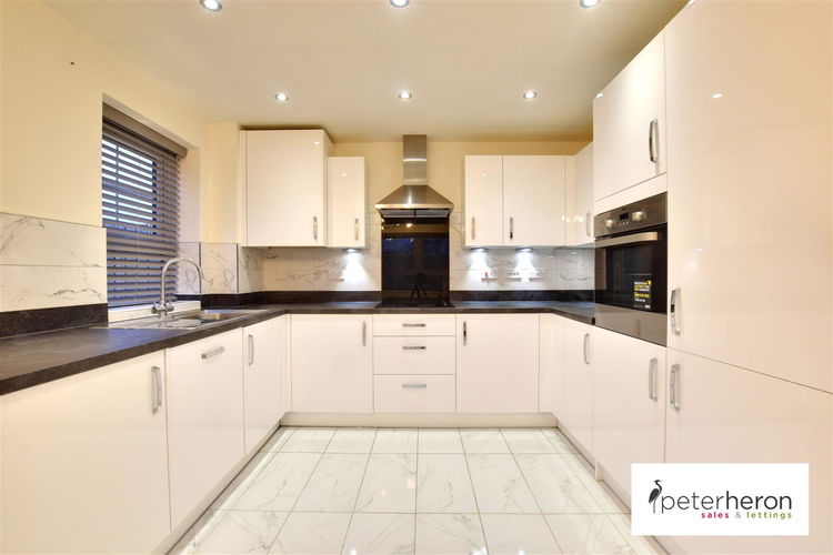 Kitchen/Diner - Picture 2 of 16