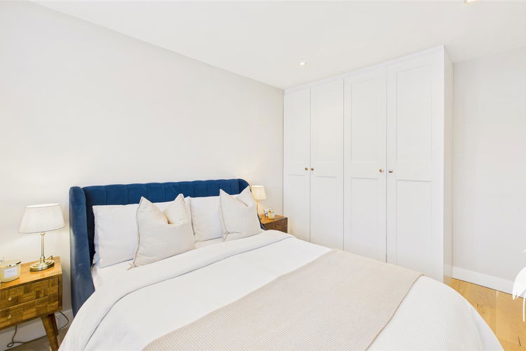 Bedroom 1 - Picture 21 of 34