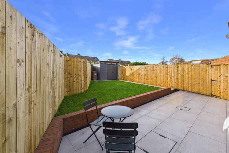 Outside - Picture 32 of 34