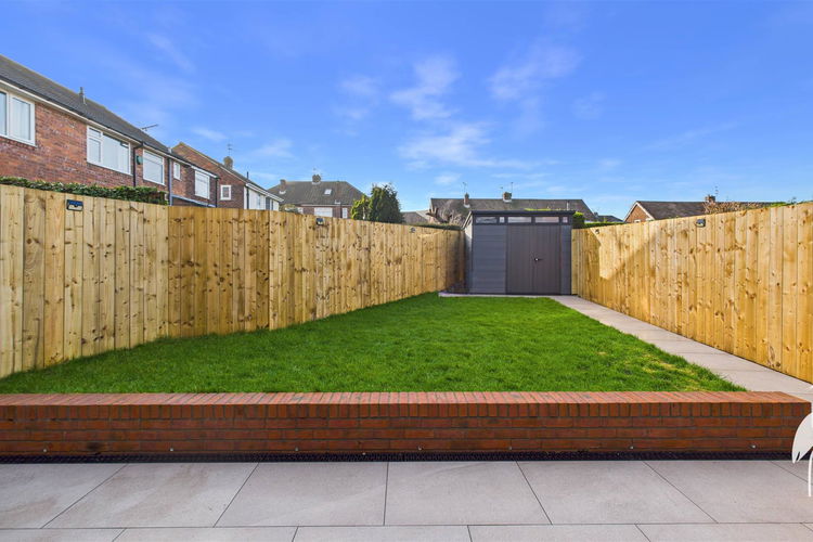 Outside - Picture 33 of 34