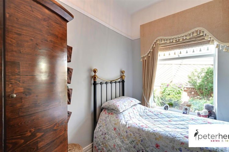 Bedroom 2 - Picture 15 of 17