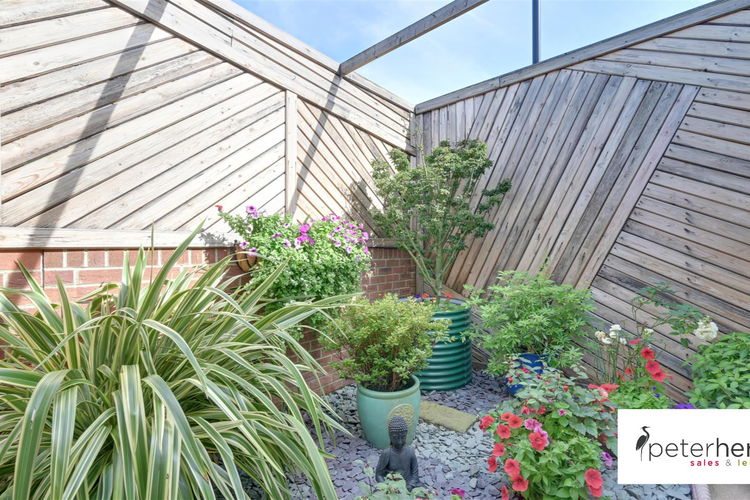 Outside - Picture 17 of 17