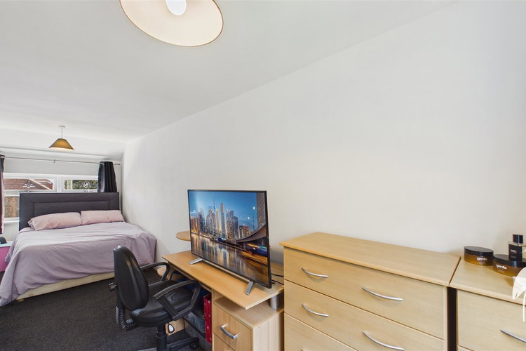 Bathroom - Picture 14 of 22