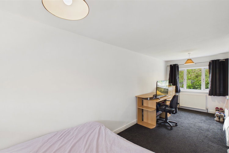 Bathroom - Picture 15 of 22