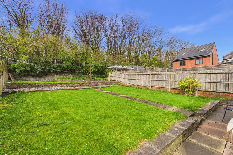 Outside - Picture 19 of 22