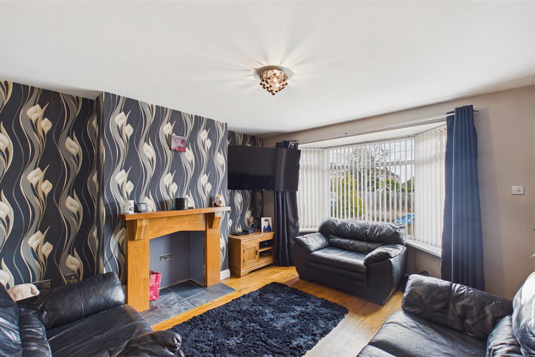 Dining Room - Picture 3 of 22