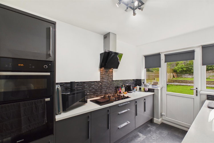 Bedroom 1 - Picture 9 of 22