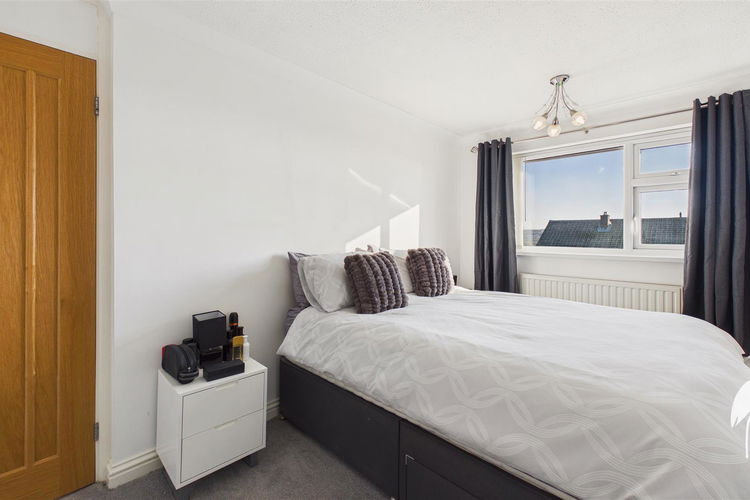 Bedroom 1 - Picture 13 of 25