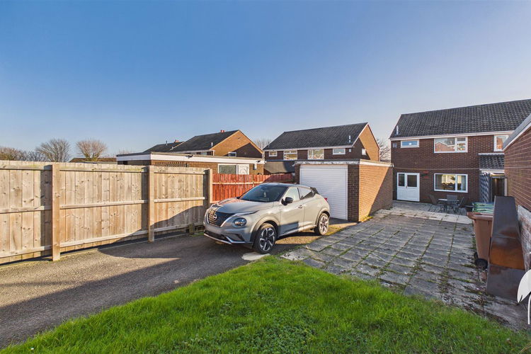 Outside - Picture 25 of 25