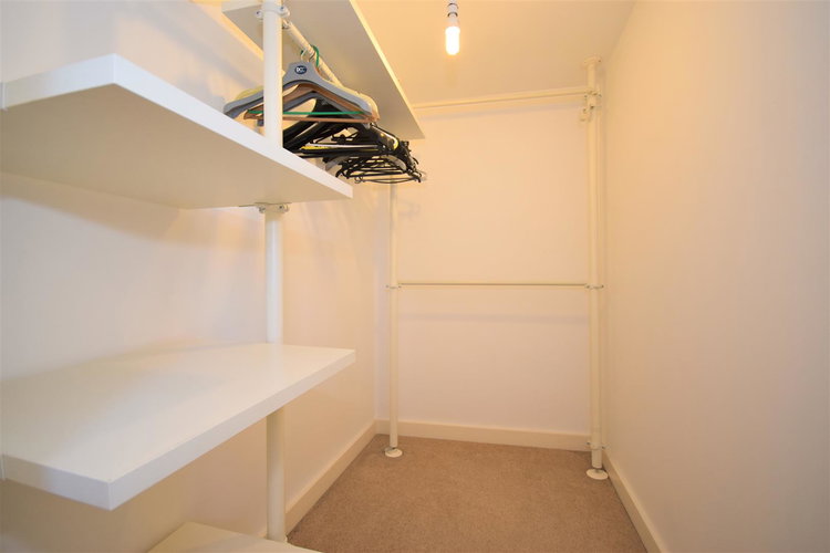 Master Bedroom - Picture 13 of 16