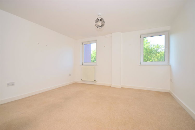 Bedroom 2 - Picture 14 of 16