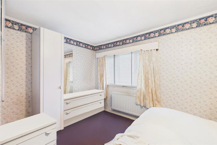 Bedroom 1 - Picture 10 of 15