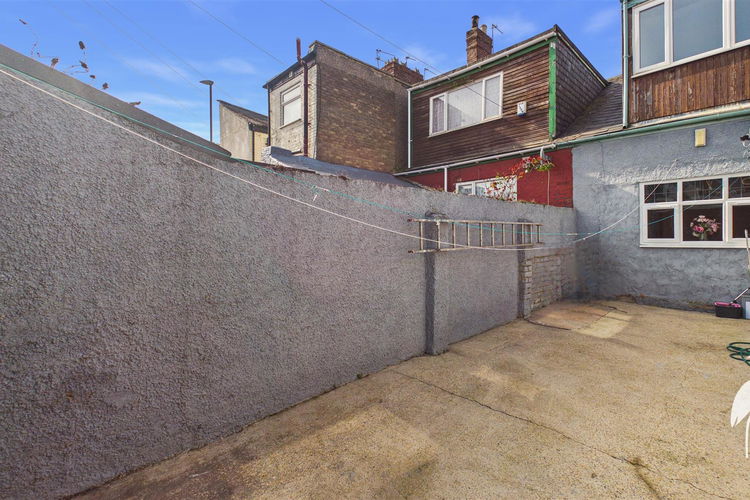 Outside - Picture 17 of 18