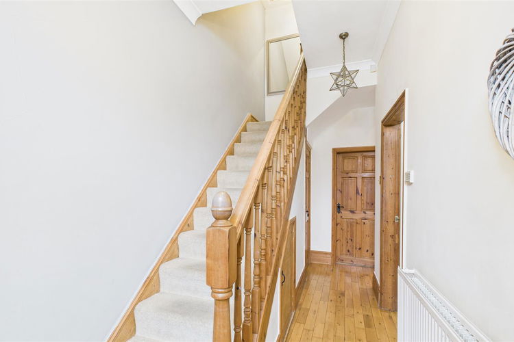 Entrance Hall - Picture 8 of 13