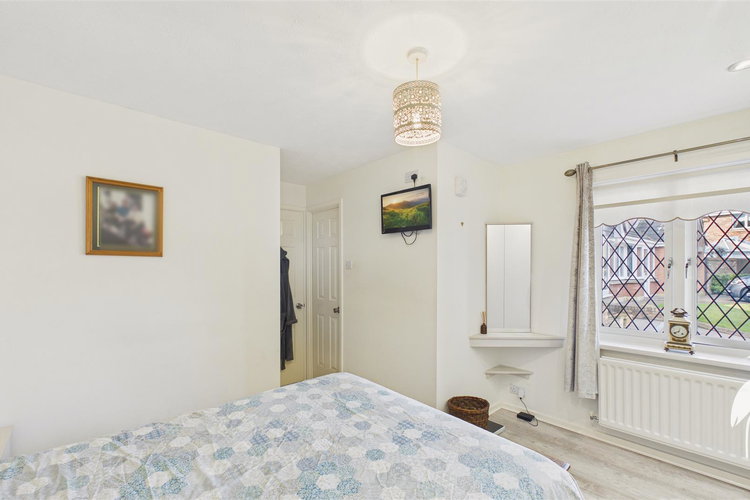 Bedroom 1 - Picture 15 of 28