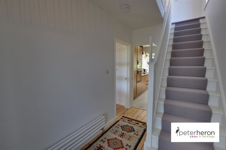 Hallway - Picture 4 of 15