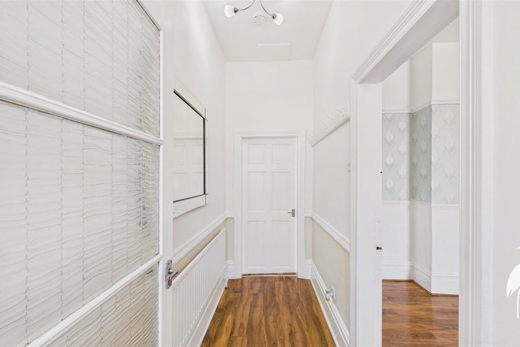 Hallway - Picture 11 of 20