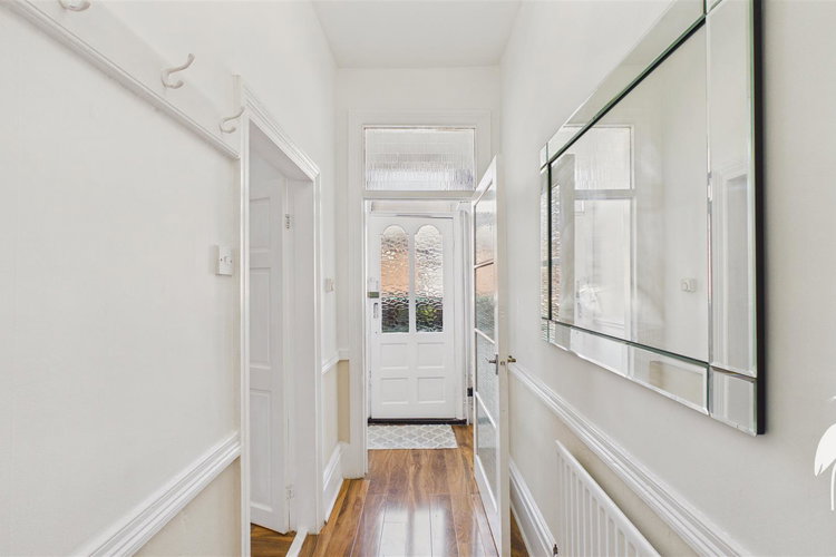 Hallway - Picture 12 of 20