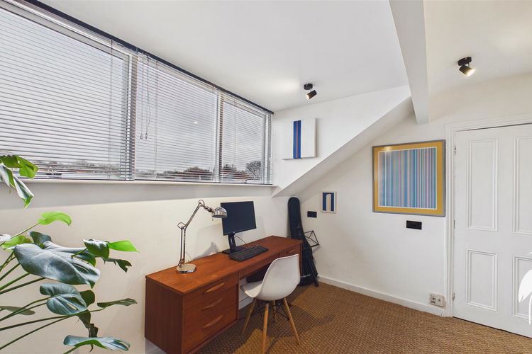 Bedroom 5/Office - Picture 31 of 41