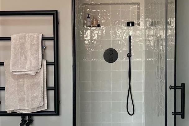 Bathroom - Picture 19 of 35