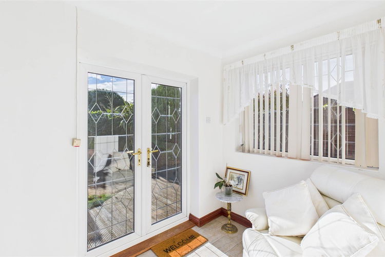 Breakfasting Kitchen - Picture 10 of 24