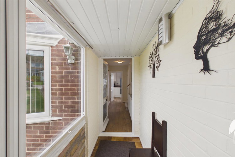 Entrance Porch - Picture 17 of 38